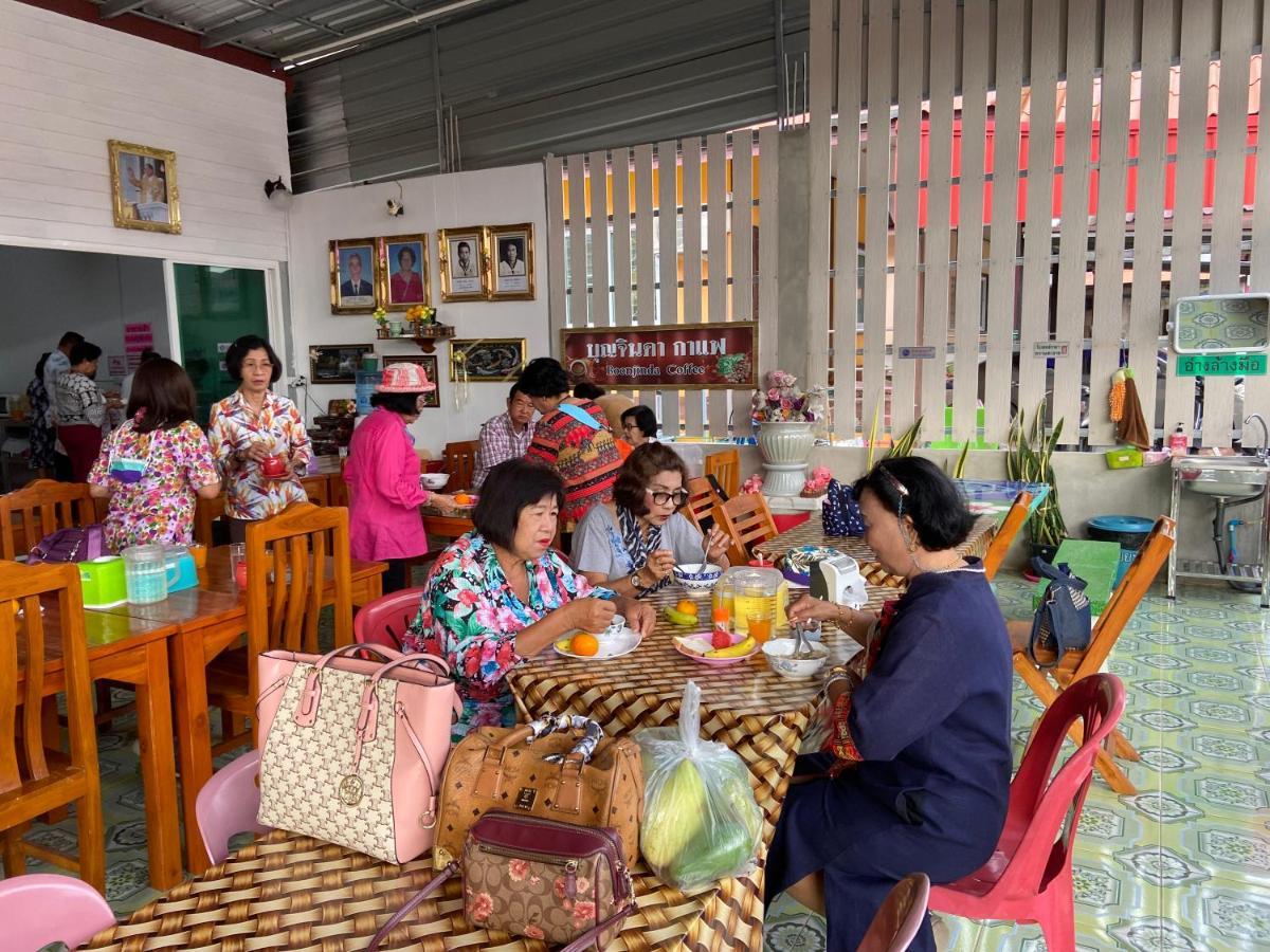 บุญจินดา รีสอร์ท Ban Bang Phayom Eksteriør bilde